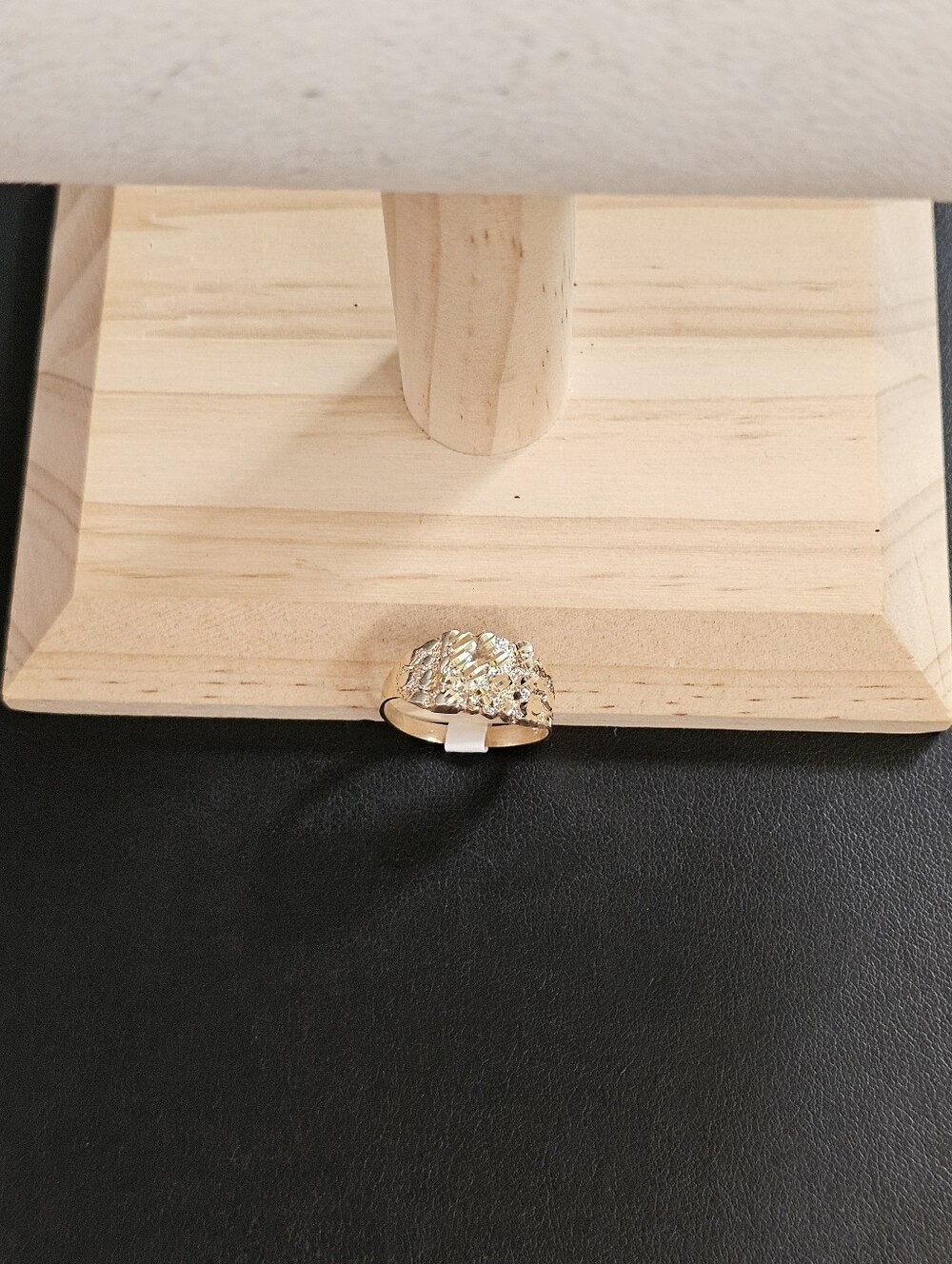 14k Gold Ring Size 9.5